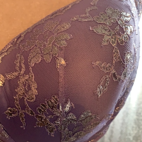 Victoria’s Secret lines Demi bra 38DDD - Picture 3 of 8